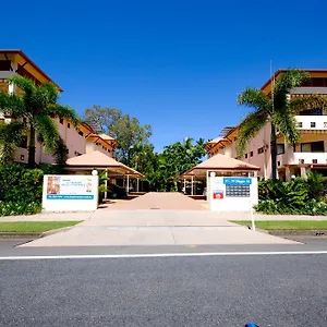 Plaza Aparthotel